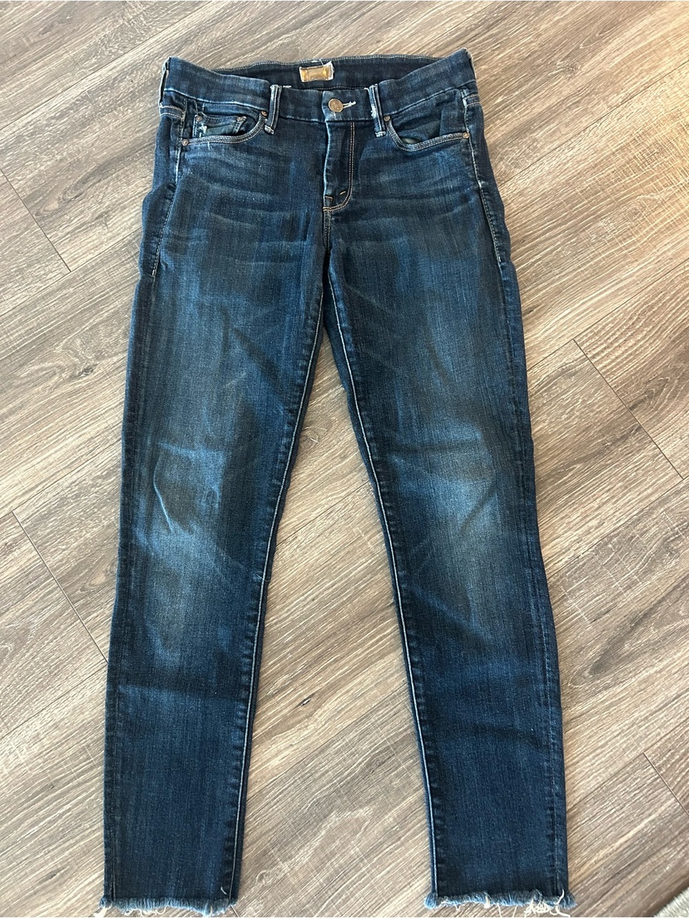 Dark Wash Mother The Looker Women’s Skinny Jeans - Blue